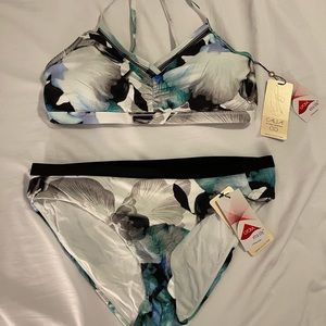 CALIA by Carrie Underwood bikini